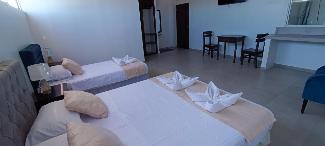 Mantarraya Bed & Breakfast Puerto Baquerizo Moreno Exterior photo