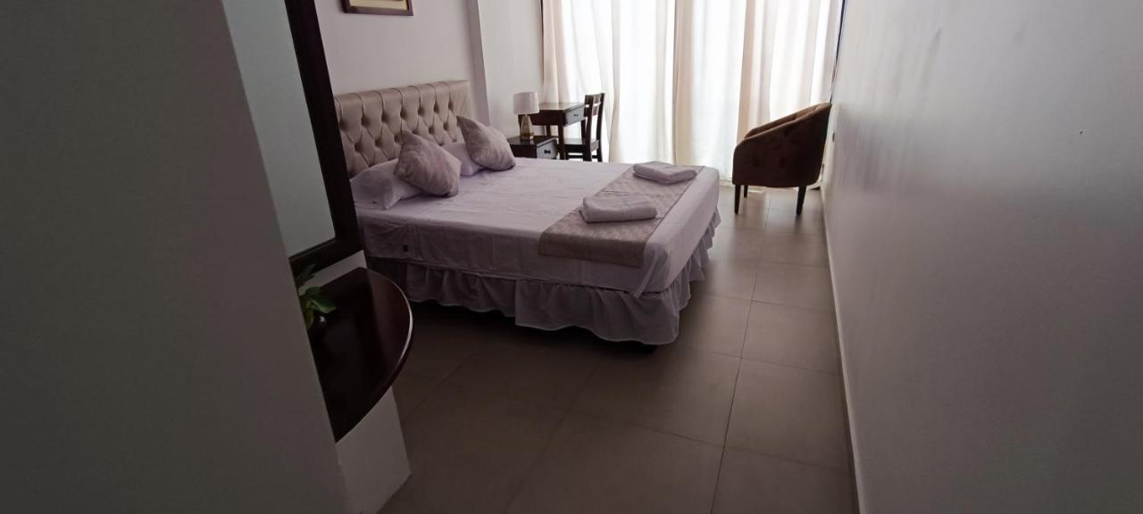 Mantarraya Bed & Breakfast Puerto Baquerizo Moreno Exterior photo