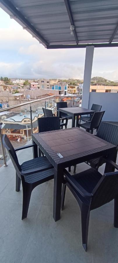 Mantarraya Bed & Breakfast Puerto Baquerizo Moreno Exterior photo